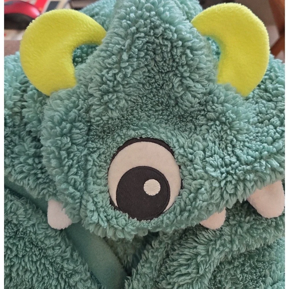 Old Navy Infant One Piece Hoodie Size 18-24M G Monster‎ Ones.